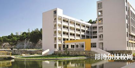 汕头卫生学校2023年宿舍条件-广东技校排名网