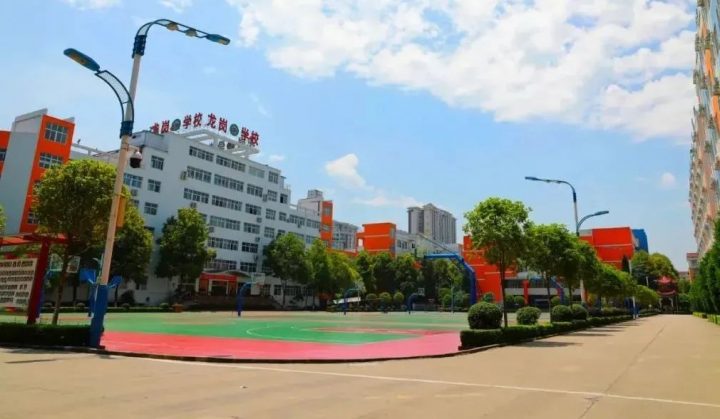 汉中市龙岗学校2023年教师招聘信息（招聘岗位人数+应聘条件+福利待遇）-广东技校排名网