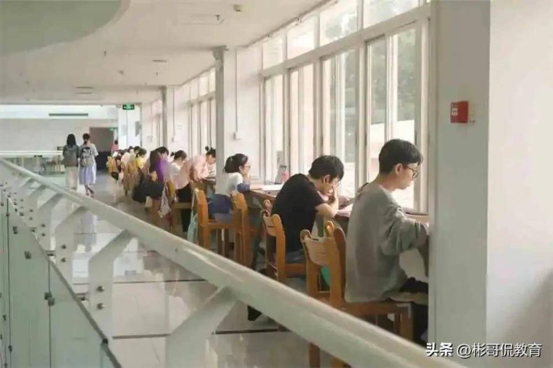 广东外语外贸大学简介（附：实验班的相关信息）-1