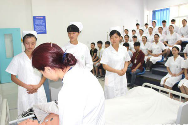 湛江口腔修复工艺中专学校-广东技校排名网