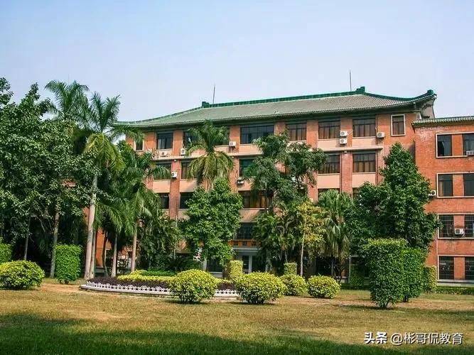 中山大学是985还是211？（附：2022年招生计划）-1