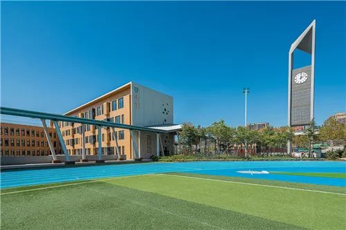 贵阳卫校2023年最新招生简章(招生专业+招生条件+收费标准)-广东技校排名网