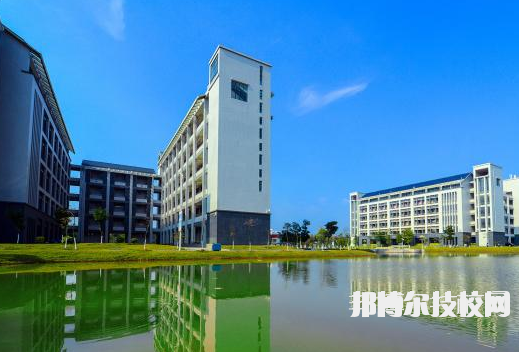 河源卫生学校2021年报名条件、招生要求、招生对象-广东技校排名网