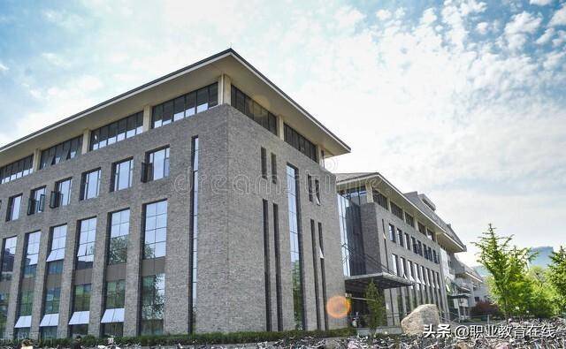 北京的大学有哪些（附：北京市大学排名）-1