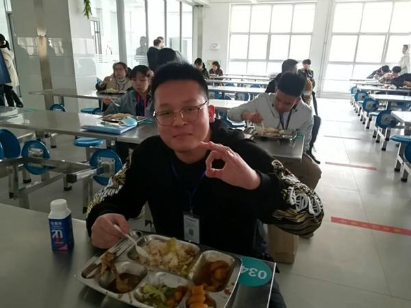 现场直击 烟台首批高中(中职)毕业年级的开学后生活-广东技校排名网