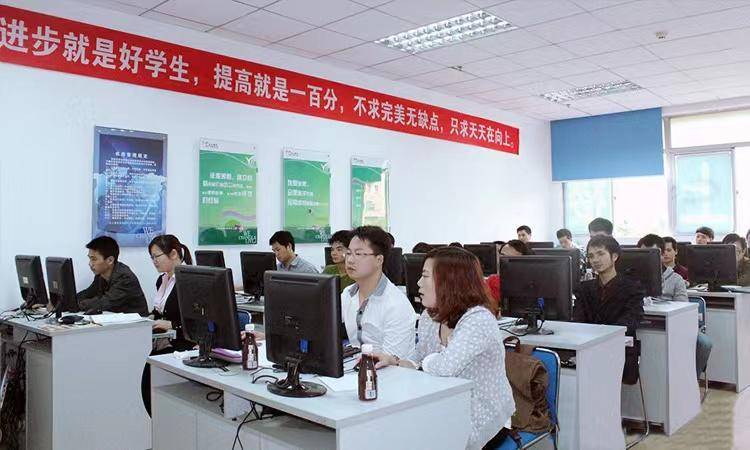 成都最好的高端IT培训学校是哪个(附:学习IT行业的原因)-1 成都最好的高端IT培训学校是哪个(附:学习IT行业的原因)-广东技校排名网
