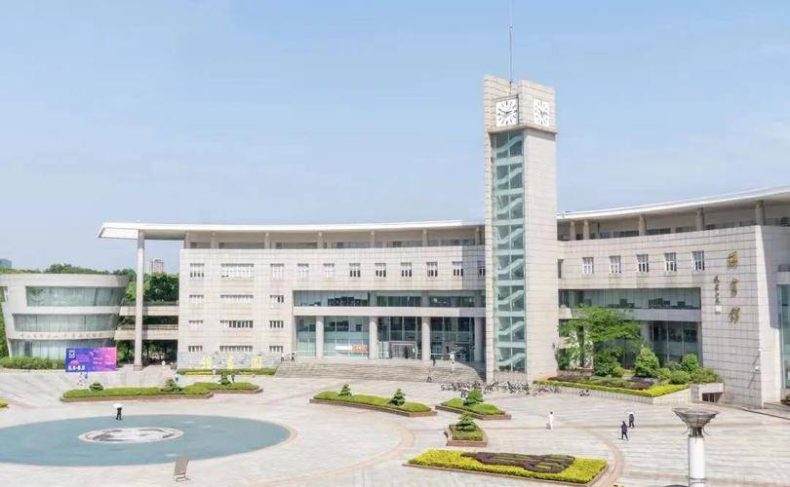 湖北省录取分数比较低的大学有哪些（附：湖北本科院校排名榜）-1
