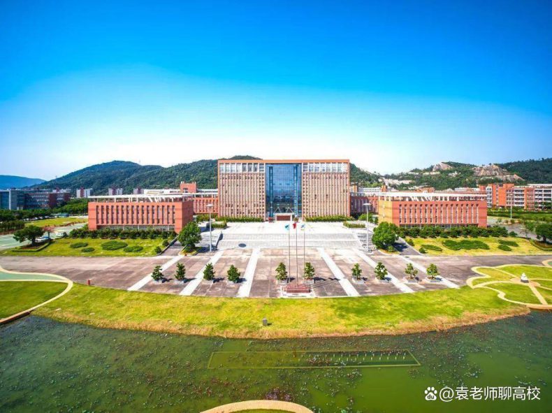 2023广东省民办大学排名（附：重点专业）-1