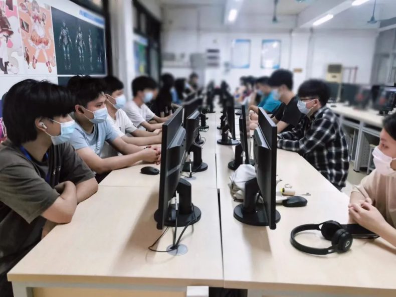 广州白云工商技师学院计算机游戏制作专业怎么样（附：培养特色）-1