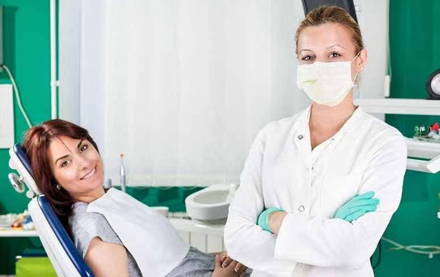 广东职校有哪些开设培养牙医专业-广东口腔职校-广东技校排名网