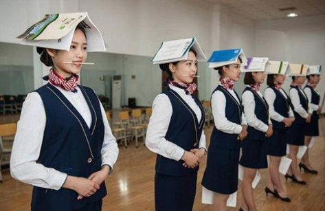 广东哪个城市有培养空姐的大专学校-报读空乘专业需要什么条件-广东技校排名网