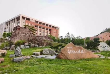 东莞市电子商贸学校2023年招生计划-广东技校排名网