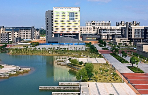 2023东莞的高级技工学校一年学费大概是多少-可以分学期吗-广东技校排名网