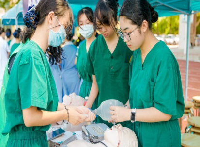 佛山初中生考多少分才可以进卫校-广东技校排名网