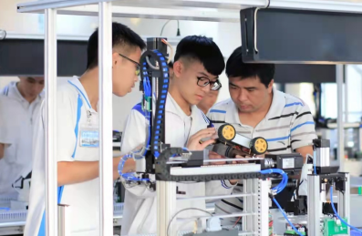 顺德区梁銶琚职业技术学校2023年招生录取分数线是多少-广东技校排名网