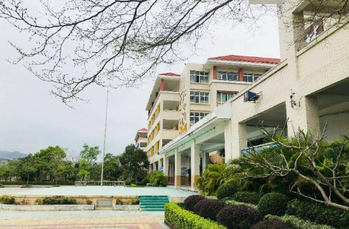 初中毕业选择3加2学校学哪些专业比较好-广东技校排名网