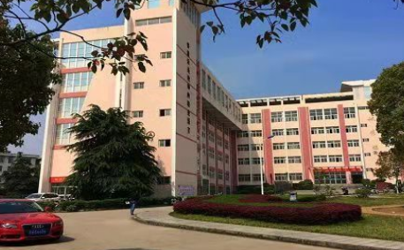 始兴县中等职业学校2023年网站网址是什么-广东技校排名网