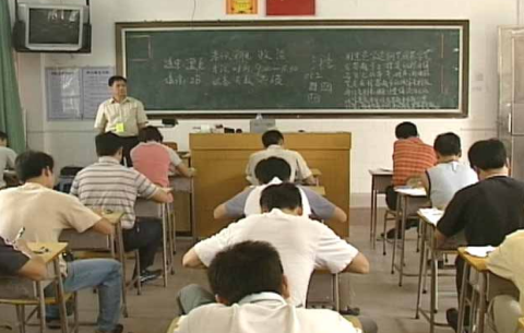 中专毕业想报读大专学校怎么报-广东技校排名网