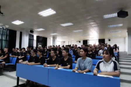 汕头市濠江职业技术教育中心2023年招生办联系电话是什么-广东技校排名网