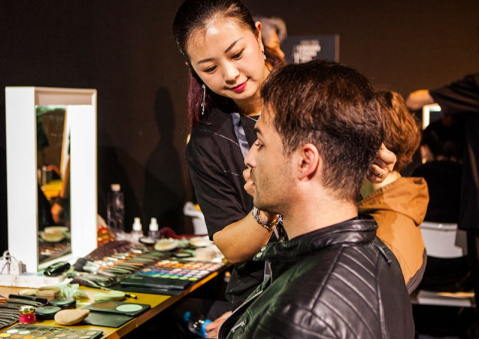 在中专技校读美容美发专业有用吗-找工作容易吗-广东技校排名网