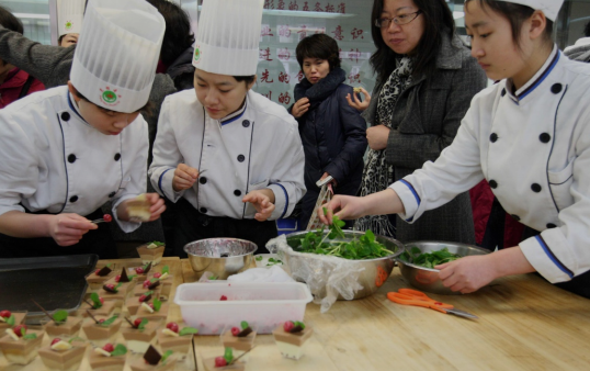 2023年东莞烹饪专业的职高学校-广东技校排名网