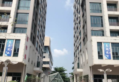 初中毕业生如何报考广州市的民航学校-广东技校排名网