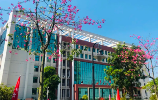 清远市广铁一中(万科城)外国语学校2023年招生录取分数线-广东技校排名网