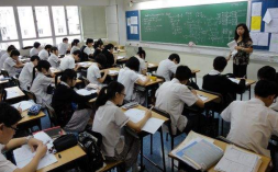 初中女生学烘焙专业好还是美容专业好-广东技校排名网