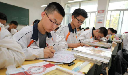 三大途径教初中差生如何逆袭-广东技校排名网