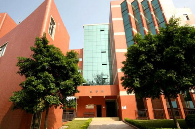 广州市铁路机械学校2023年学费是多少-收费有哪些-广东技校排名网