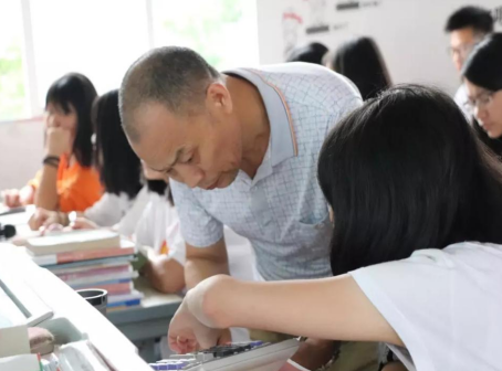 广州市华成理工职业技术学校2023年学费是多少-收费有哪些-广东技校排名网