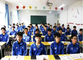 中专和高中哪个学历更高,哪个更适合你-广东技校排名网