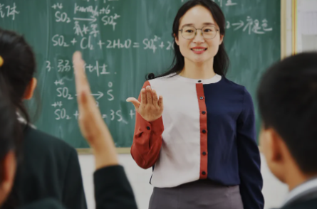 广州市南洋英文学校2023年学费收费是多少-如何申请助学金-广东技校排名网