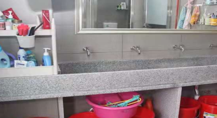 广州市市亚加达外国语高级中学2023年宿舍条件-校园环境-广东技校排名网