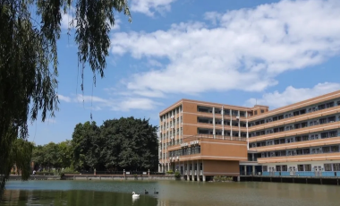 广州市市广外附设外语学校是公办还是民办呢-学校是什么类型-广东技校排名网