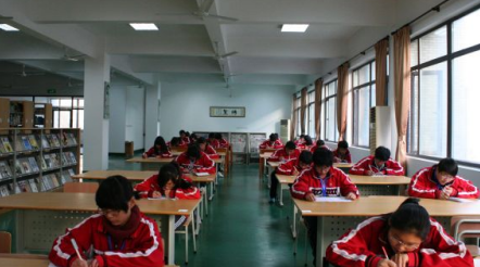 详细解答读中专技校的优点和缺点分别是什么-广东技校排名网