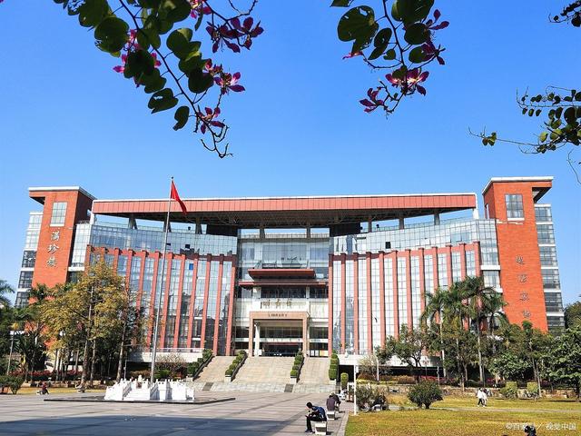 广东省轻工职业学校是大专吗-广东技校排名网